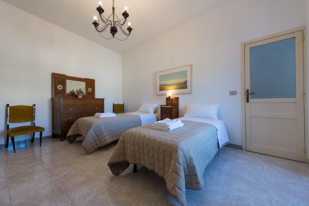Mimma Holiday House Modica Eksteriør billede